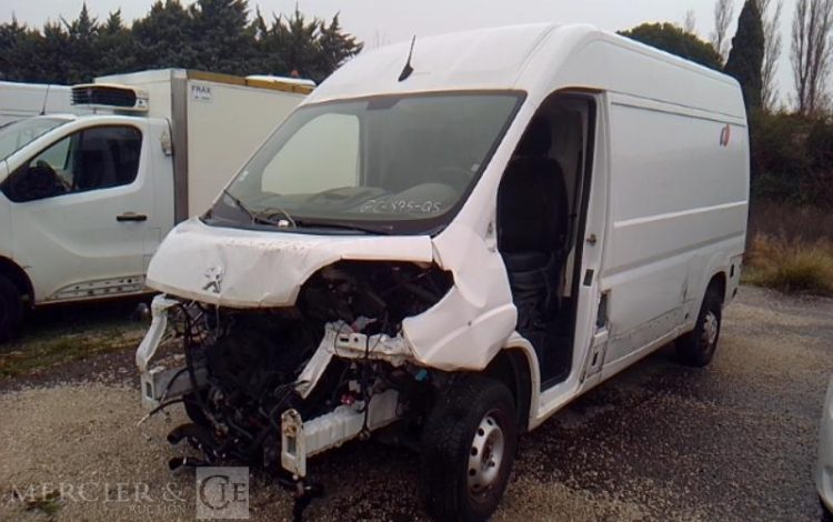 PEUGEOT BOXER L2H2 PREMIUM 335 BHDI BLANC GC-875-QS