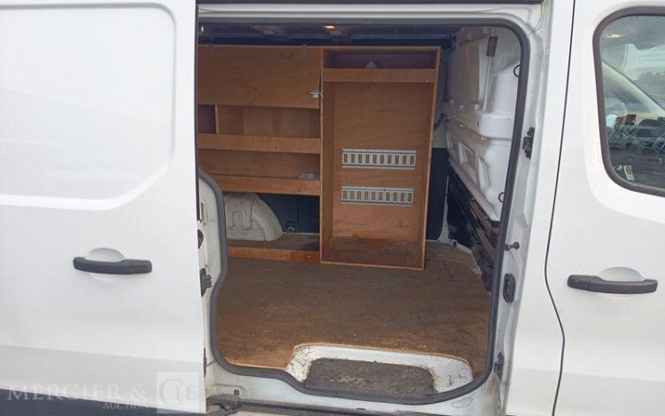 RENAULT TRAFIC III Fourgon Phase 2 L1H1 1200 2.0 dCi 16V 120 cv – DIESEL – ANNEE 2021 BLANC GD-177-VR