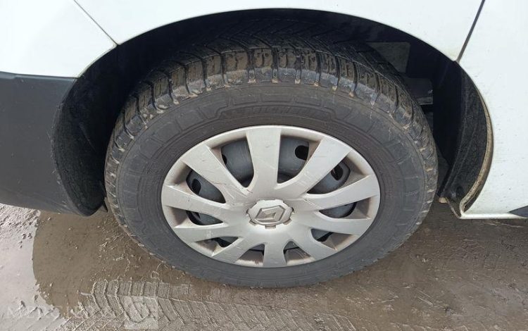 RENAULT TRAFIC III Fourgon Phase 2 L1H1 1200 2.0 dCi 16V 120 cv – DIESEL – ANNEE 2021 BLANC GD-177-VR