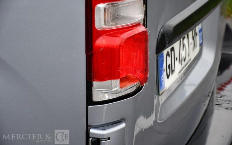 CITROEN JUMPY 1.5 BLUEHDI 120ch M DRIVER GRIS GD-451-RF