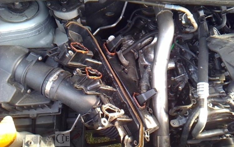 NISSAN NV400 CAISSE HAYON BLANC GE-584-WX