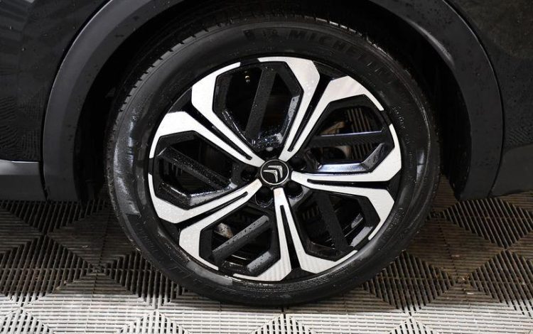 CITROEN C5 X 1.6 225H 180ch PHEV 12.4KWH SHINE E-EAT NOIR GK-275-WK