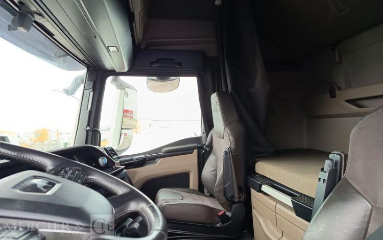 MAN TGX  GM-884-LY