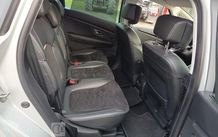 RENAULT Grand Scénic IV Phase 2 1.3 Tce 16V EDC7 158 cv Boîte auto GRIS GN-214-TF