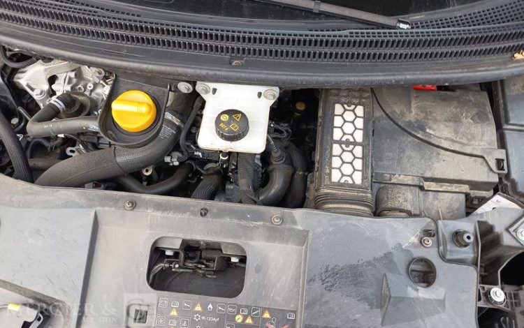 RENAULT Grand Scénic IV Phase 2 1.3 Tce 16V EDC7 158 cv Boîte auto GRIS GN-214-TF