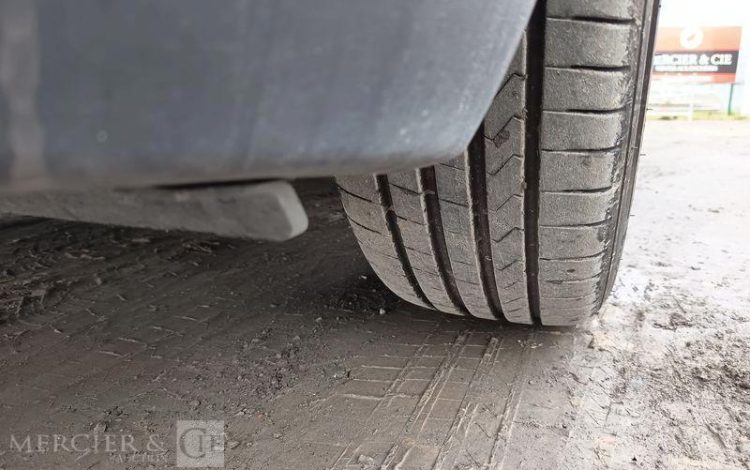 RENAULT Grand Scénic IV Phase 2 1.3 Tce 16V EDC7 158 cv Boîte auto GRIS GN-214-TF