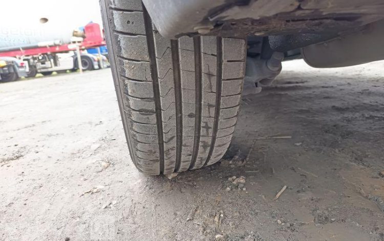 RENAULT Grand Scénic IV Phase 2 1.3 Tce 16V EDC7 158 cv Boîte auto GRIS GN-214-TF