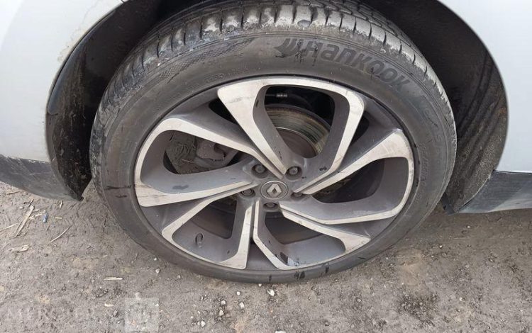 RENAULT Grand Scénic IV Phase 2 1.3 Tce 16V EDC7 158 cv Boîte auto GRIS GN-214-TF