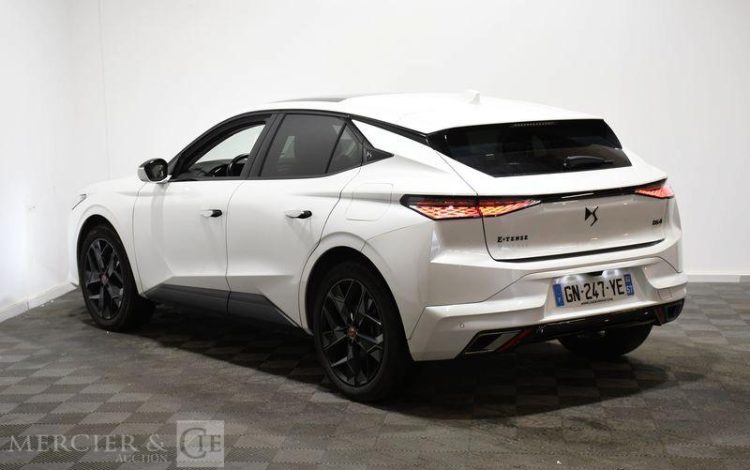 DS DS4 1.6 225H 180ch PHEV 13.2KWH PERFORMANCE LINE PLUS EAT BLANC GN-247-YE