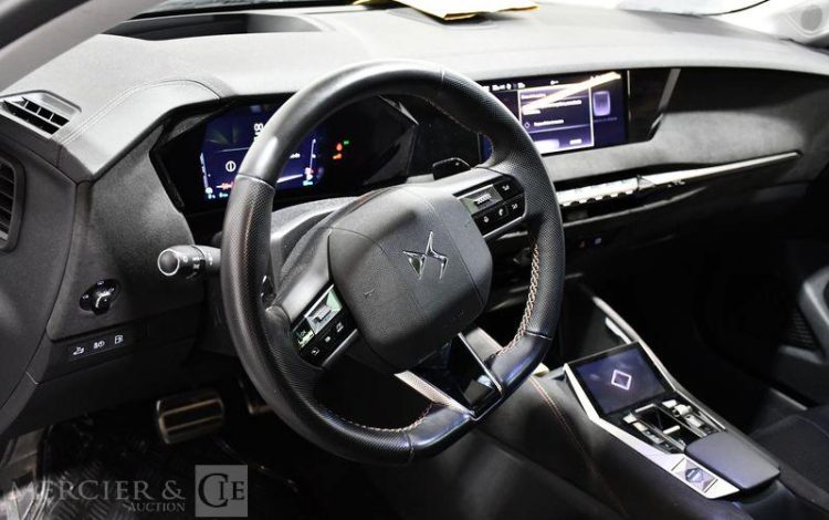 DS DS4 1.6 225H 180ch PHEV 13.2KWH PERFORMANCE LINE PLUS EAT BLANC GN-247-YE