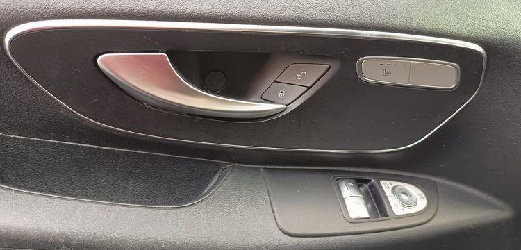 MERCEDES VITO 119 1.9 CDI 16V 9G-TRONIC 190CV BOITE AUTO – DIESEL – 56062 KMS – AN 2023 NOIR GQ-720-SJ