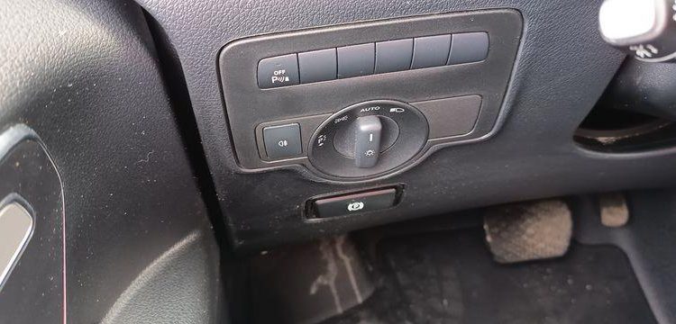 MERCEDES VITO 119 1.9 CDI 16V 9G-TRONIC 190CV BOITE AUTO – DIESEL – 56062 KMS – AN 2023 NOIR GQ-720-SJ