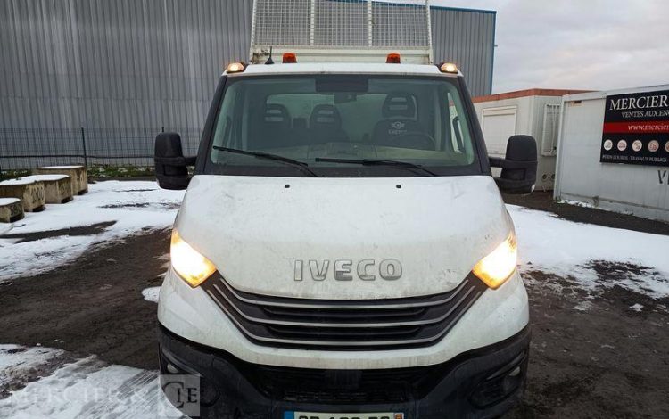 IVECO DAILY 35C18 HA8 Hi Matic BLANC GR-160-BC