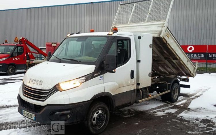 IVECO DAILY 35C18 HA8 Hi Matic BLANC GR-160-BC