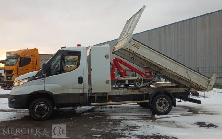 IVECO DAILY 35C18 HA8 Hi Matic BLANC GR-160-BC
