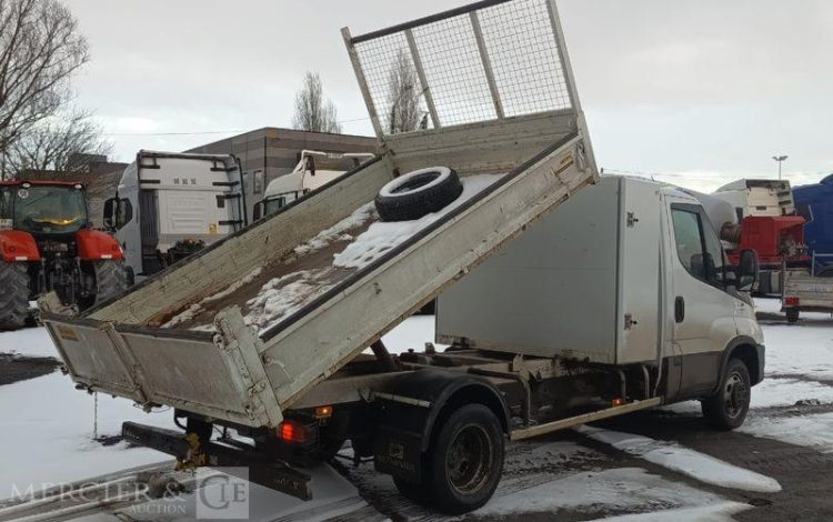 IVECO DAILY 35C18 HA8 Hi Matic BLANC GR-160-BC