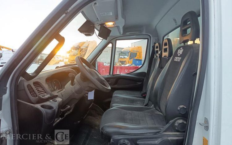 IVECO DAILY 35C18 HA8 Hi Matic BLANC GR-160-BC
