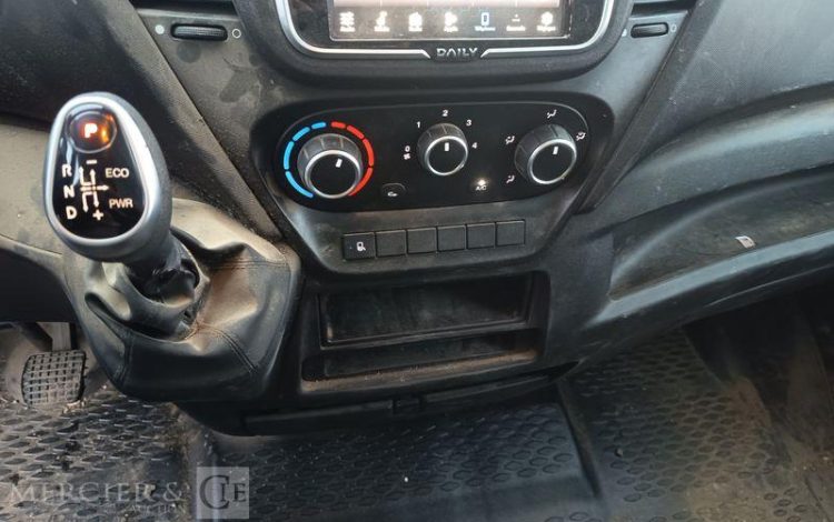IVECO DAILY 35C18 HA8 Hi Matic BLANC GR-160-BC
