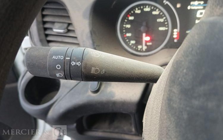 IVECO DAILY 35C18 HA8 Hi Matic BLANC GR-160-BC