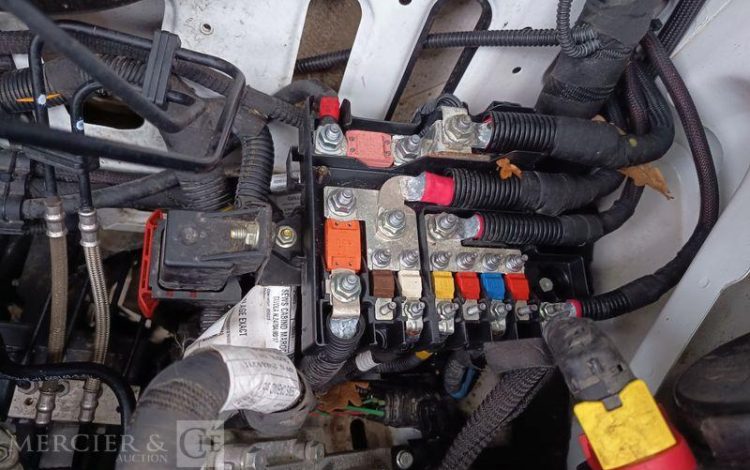 IVECO DAILY 35C18 HA8 Hi Matic BLANC GR-160-BC