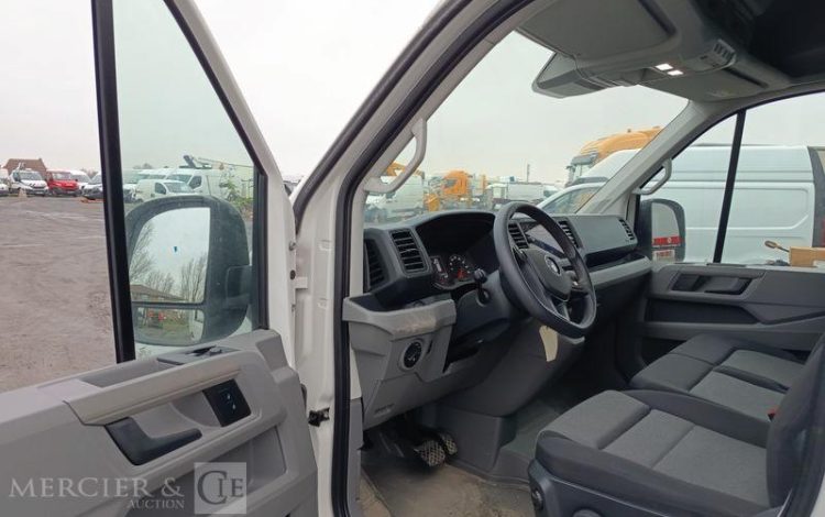 VOLKSWAGEN CRAFTER L4  GS-640-KQ