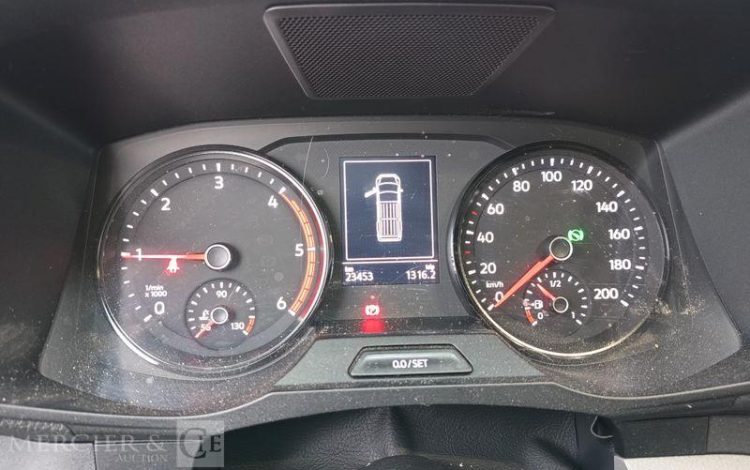 VOLKSWAGEN CRAFTER L4  GS-640-KQ