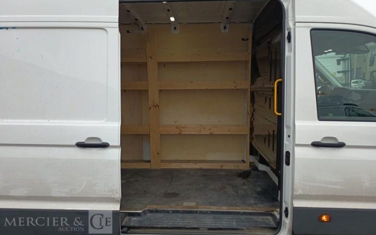 VOLKSWAGEN CRAFTER L4  GS-640-KQ