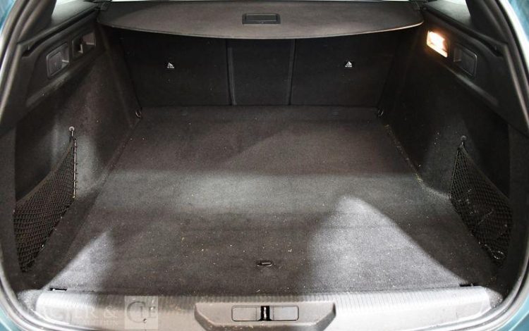 PEUGEOT 308 SW 1.2 PURETECH 130 ACTIVE PACK EAT VERT GT-769-DJ