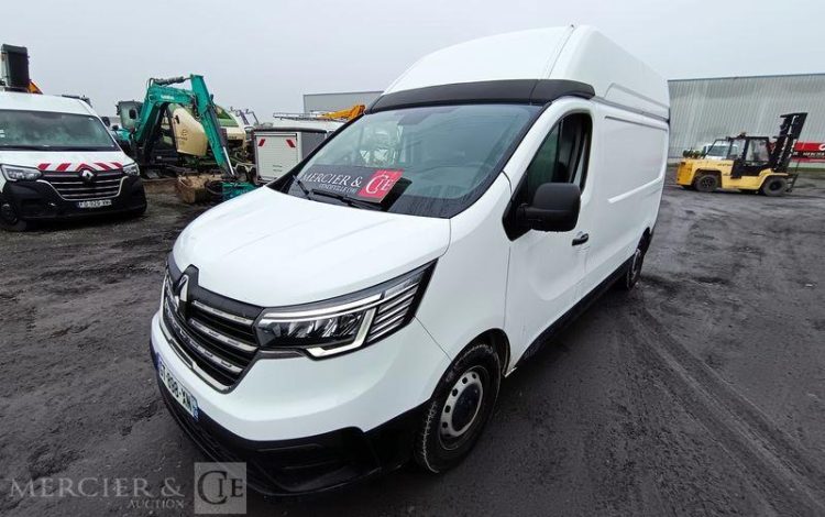 RENAULT TRAFIC FOURGON L2H2  GT-898-XN