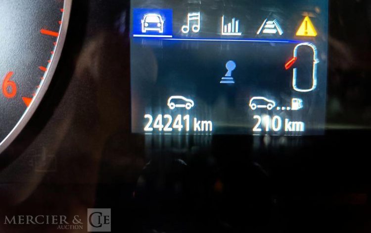 RENAULT TRAFIC FOURGON L2H2  GT-898-XN