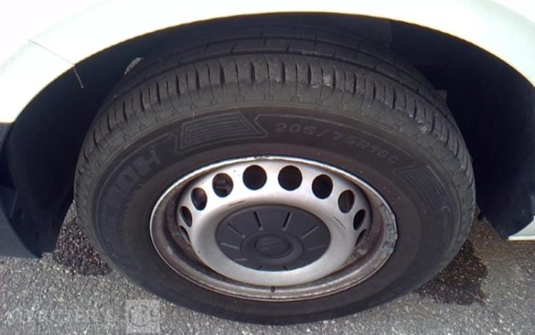 VOLKSWAGEN CRAFTER VAN 35 L4H3 14M3 TRACT 2.0 TDI 140CH BLANC GW-990-BW