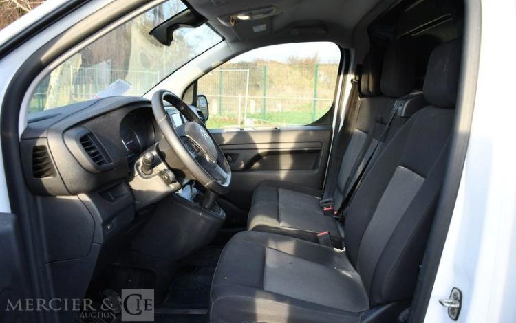 CITROEN JUMPY FOURGON 2.0 BLUEHDI 145 M L2 BLANC GX-150-EY