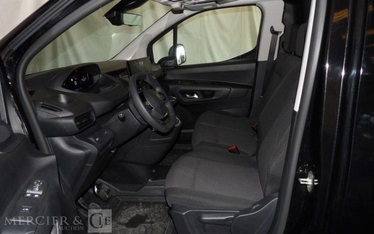 PEUGEOT PARTNER NOIR GY-613-VJ