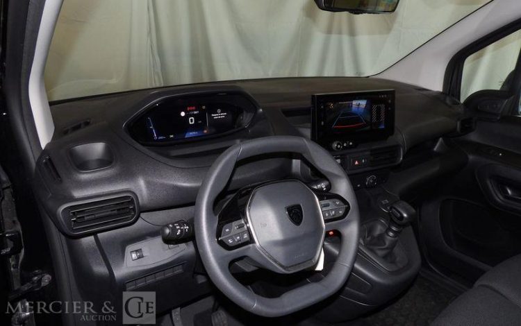 PEUGEOT PARTNER NOIR GY-613-VJ