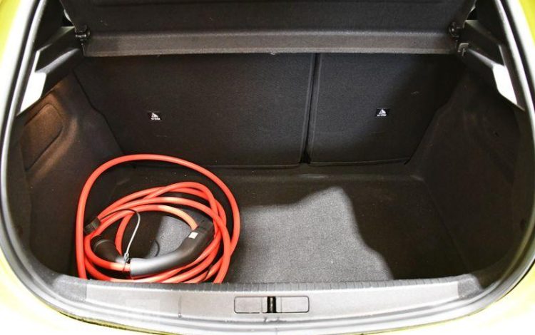 PEUGEOT e-208 135ch 50KWH ALLURE BVA VERT GZ-393-AD