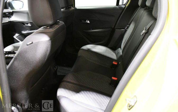 PEUGEOT e-208 135ch 50KWH ALLURE BVA VERT GZ-393-AD