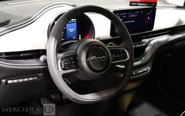 FIAT 500 ELECTRIC 95ch 23.7KWH MY23 BLANC HA-944-GH