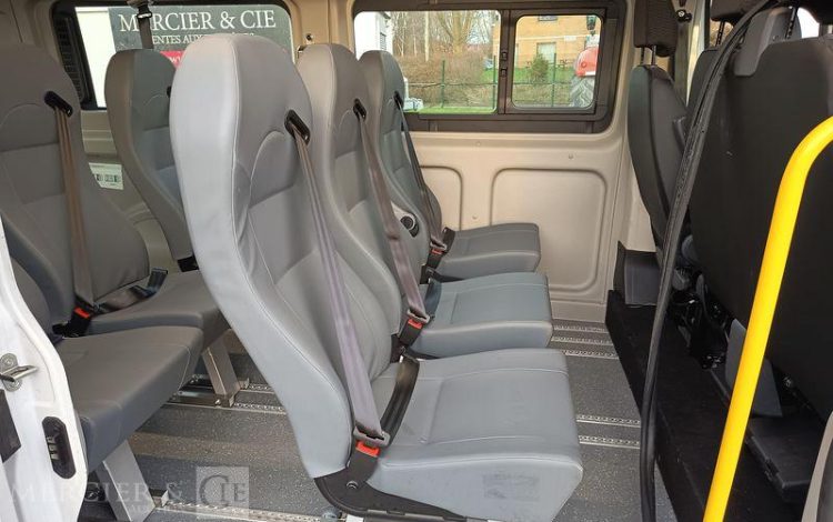 CITROEN JUMPER L2H2 8 PL PMR  HB-431-HC