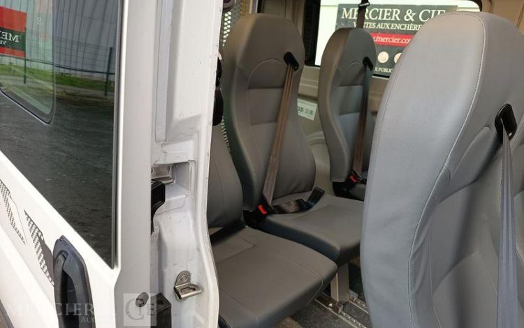 CITROEN JUMPER L2H2 8 PL PMR  HB-431-HC