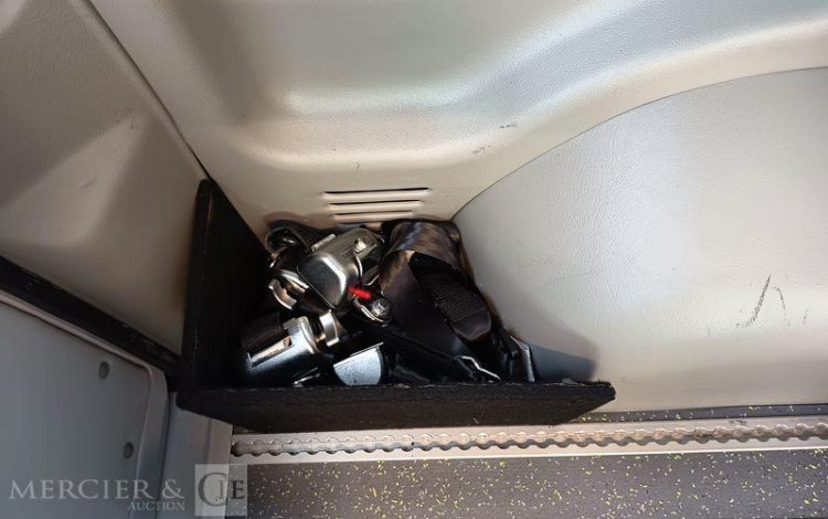 CITROEN JUMPER L2H2 8 PL PMR  HB-431-HC