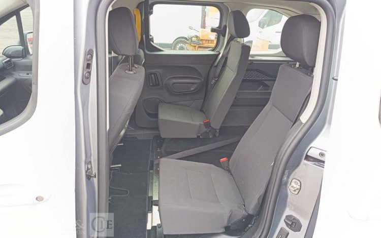 CITROEN BERLINGO 130 PMR  HB-446-HA