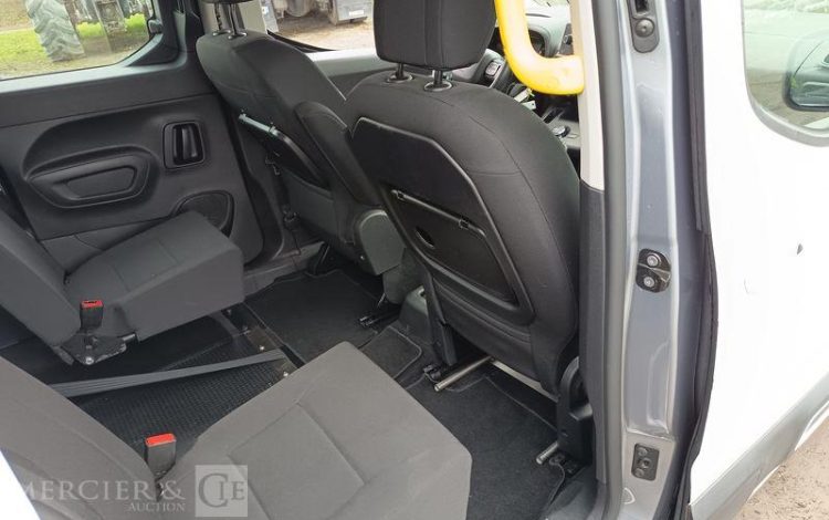 CITROEN BERLINGO 130 PMR  HB-446-HA