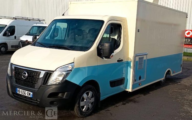 NISSAN INTERSTAR 2.3 DCI 150CV EQUIPE FOOD TRUCK AVEC EQUIPEMENTS DE CUISINE  HB-656-XM