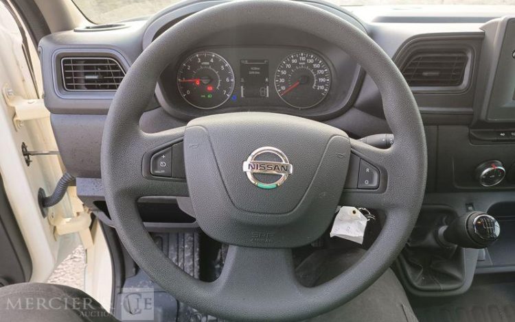 NISSAN INTERSTAR 2.3 DCI 150CV EQUIPE FOOD TRUCK AVEC EQUIPEMENTS DE CUISINE  HB-656-XM