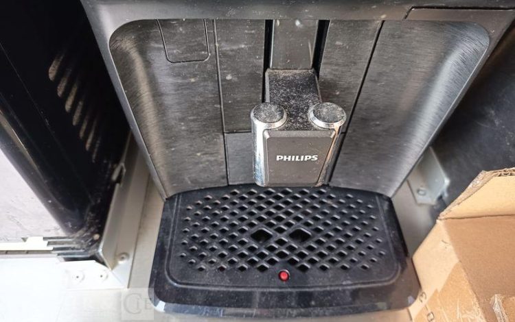 NISSAN INTERSTAR 2.3 DCI 150CV EQUIPE FOOD TRUCK AVEC EQUIPEMENTS DE CUISINE  HB-656-XM