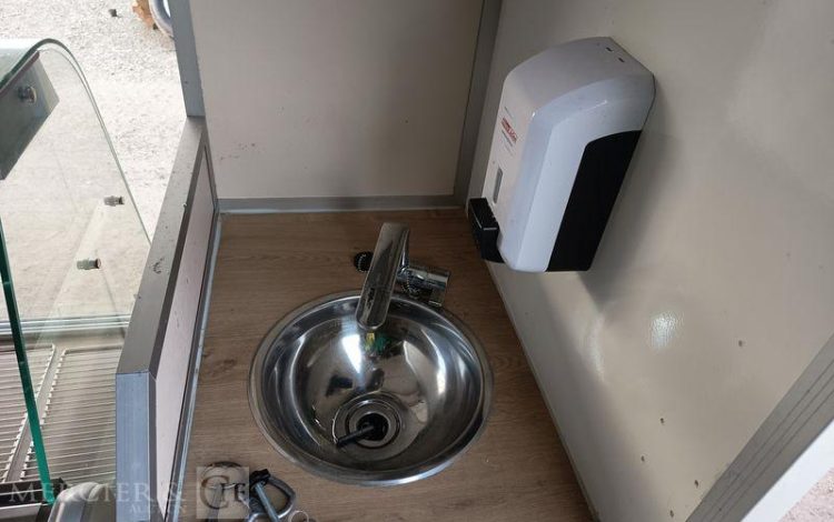 NISSAN INTERSTAR 2.3 DCI 150CV EQUIPE FOOD TRUCK AVEC EQUIPEMENTS DE CUISINE  HB-656-XM