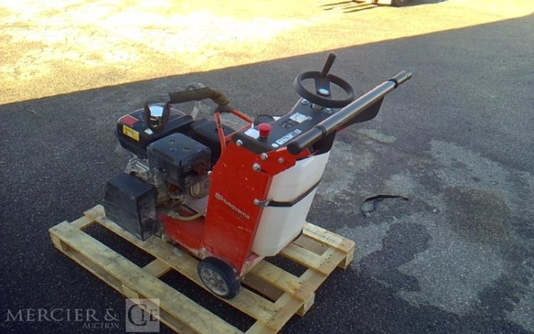 HUSQVARNA SCIE DE SOL FS400LV AN2021 ORA SD250