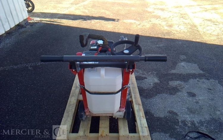 HUSQVARNA SCIE DE SOL FS400LV AN2021 ORA SD250