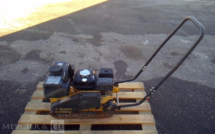 BOMAG PLAQUE VIBRANTE THERMIQUE BVP 10/36 80KG AN2021 JAUNE SD251