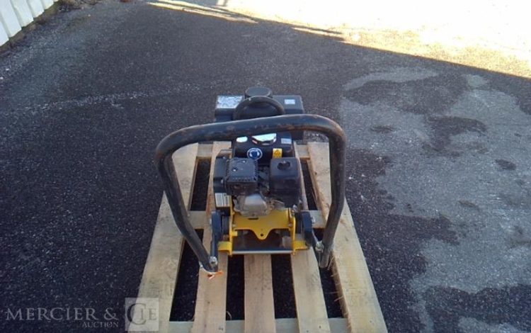 BOMAG PLAQUE VIBRANTE THERMIQUE BVP 10/36 80KG AN2021 JAUNE SD251